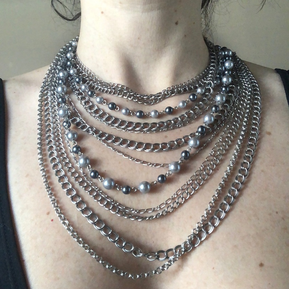 Multi-Stand Vintage Choker. - Picture 2 of 3